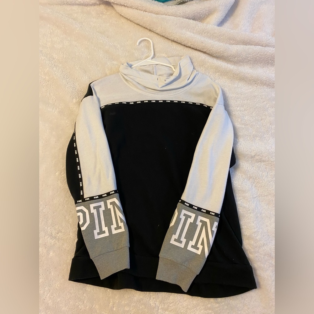 VS PINK multi color Crewneck turtleneck